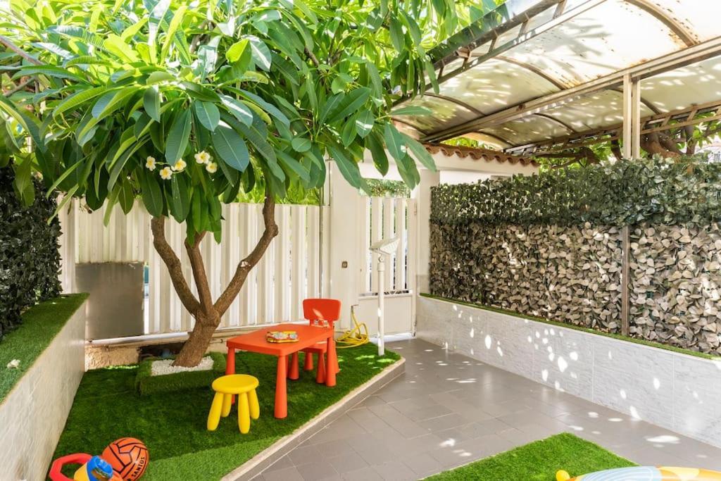 Вилла La Pomelia Di Gio Монделло Экстерьер фото